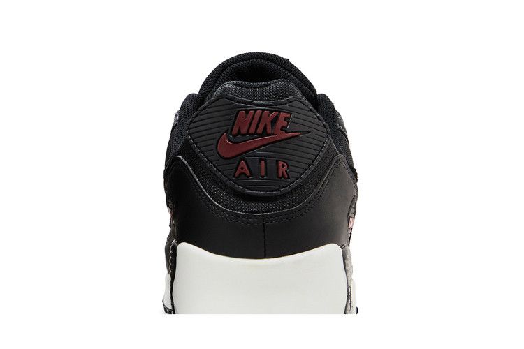 Nike Air Max 90 'Anthracite Team Red'