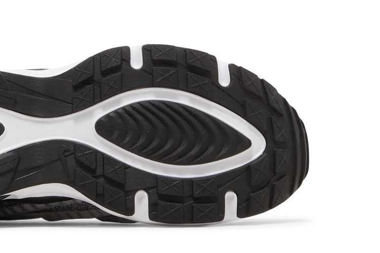 Nike Air Max TW 'Black White'
