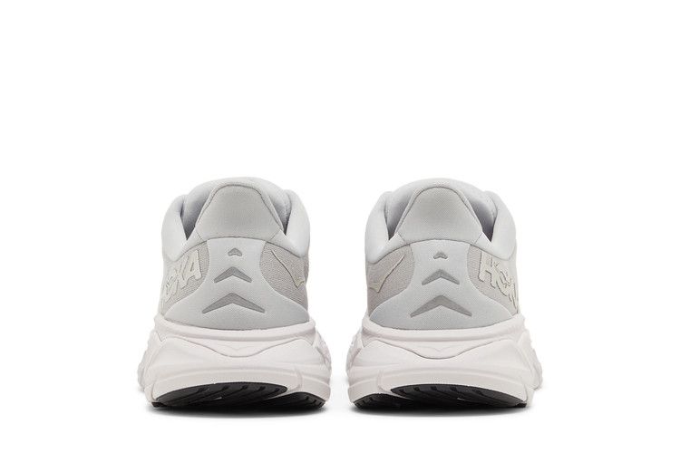 HOKA Wmns Arahi 6 'Harbor Mist Silver'