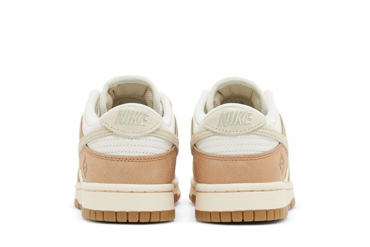 Nike Wmns Dunk Low SE 'Australia'