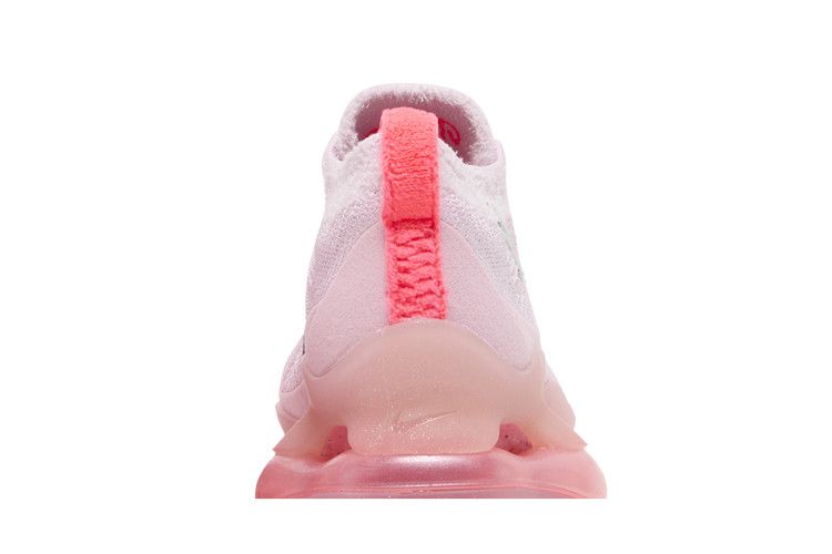 Nike Wmns Air Max Scorpion Flyknit 'Barbie'