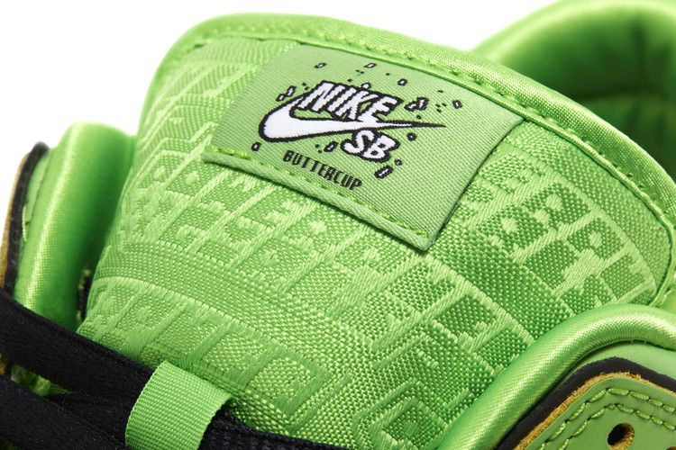 The Powerpuff Girls x Nike Dunk Low Pro SB QS 'Buttercup'
