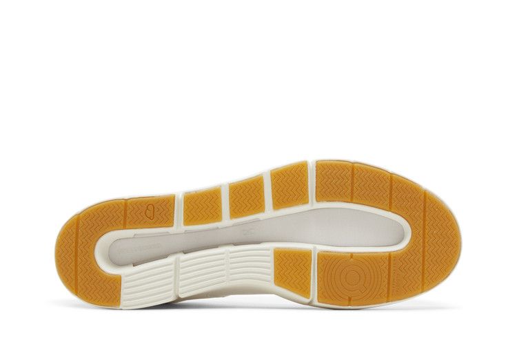ON The Roger Clubhouse Mid 'White Sand' — White/Sand (98 98328)