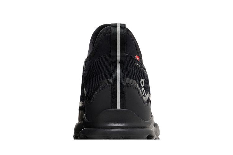 ON Cloudaway Waterproof Suma 'All Black'