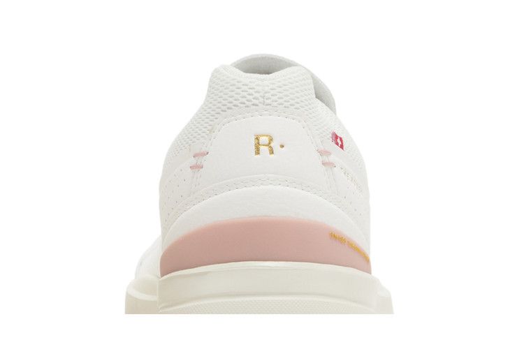 ON Wmns The Roger Centre Court 'White Woodrose'