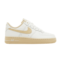 Nike Wmns Air Force 1 '07 'Sail Sesame'