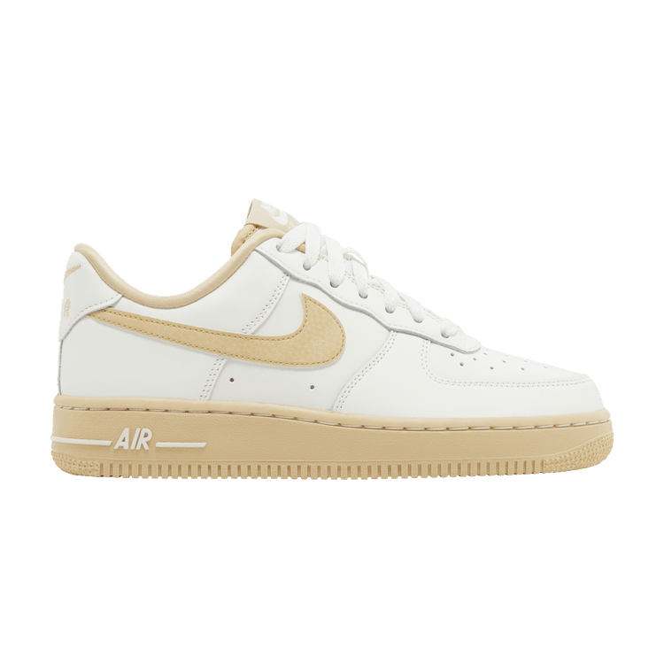 Nike Wmns Air Force 1 '07 'Sail Sesame'