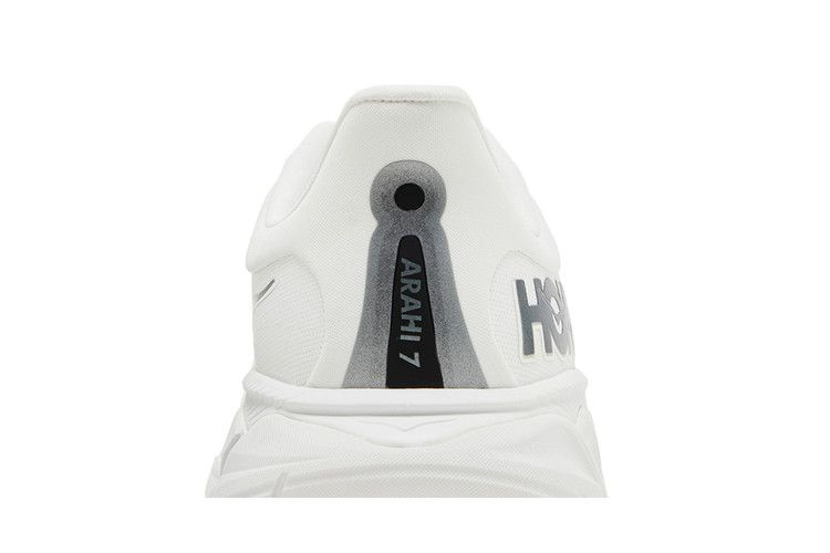HOKA Arahi 7 'Blanc De Blanc'