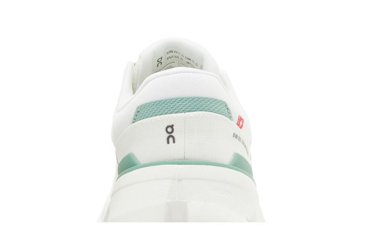 ON Wmns Cloudrunner 2 'Undyed Green'