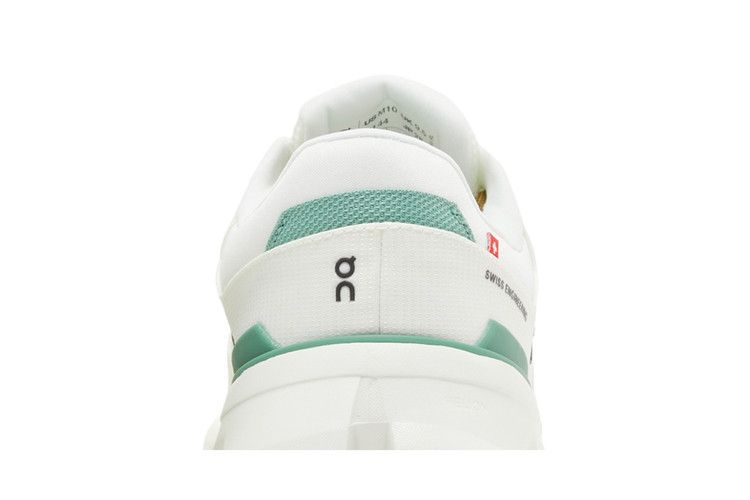 ON Cloudrunner 2 'Undyed Green'