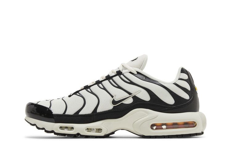 Nike Air Max Plus Essential 'Panda'