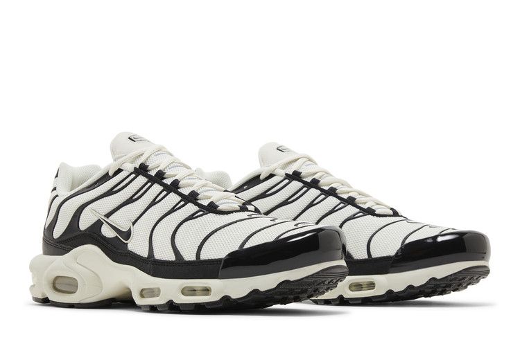 Nike Air Max Plus Essential 'Panda'