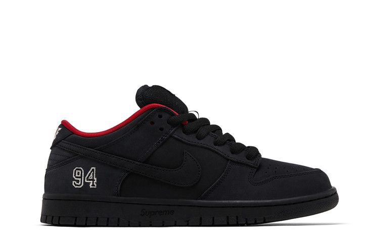Supreme x Nike Dunk Low SB 'Black'