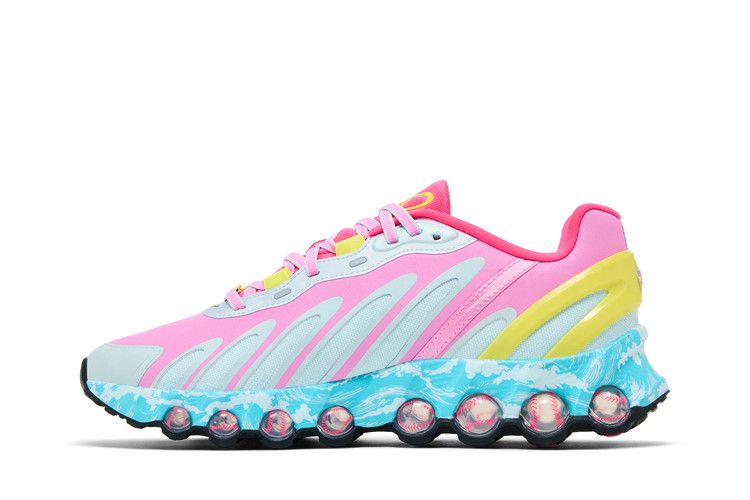Nike Wmns Air Max DN8 'Doernbecher' 2026