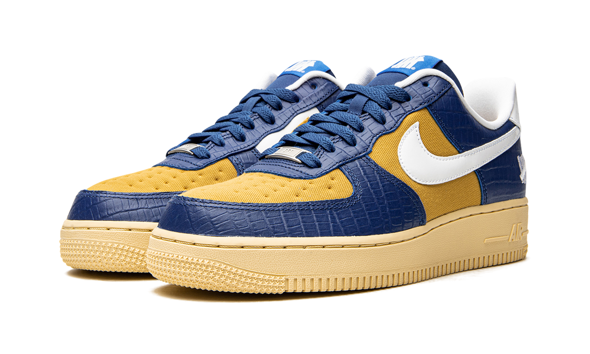 Air Force 1 Low "Undefeated - Blue Croc" DM8462 400