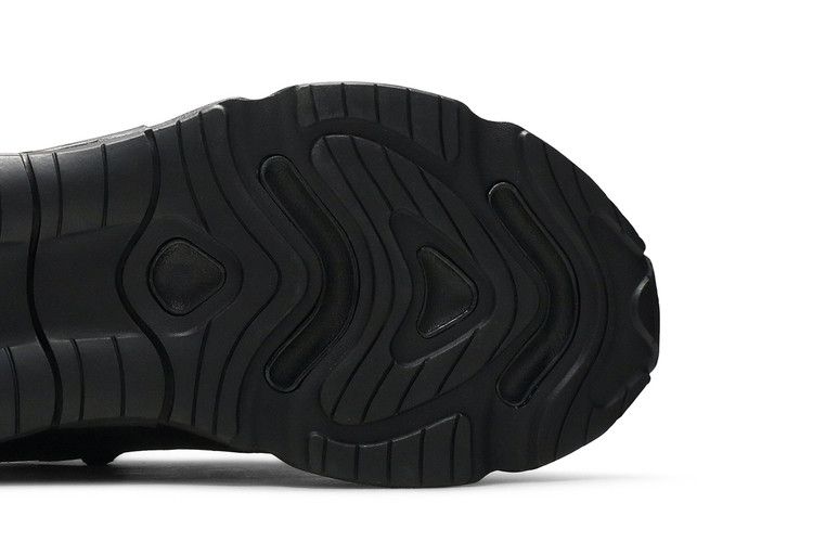 Nike Air Max 200 'Triple Black'