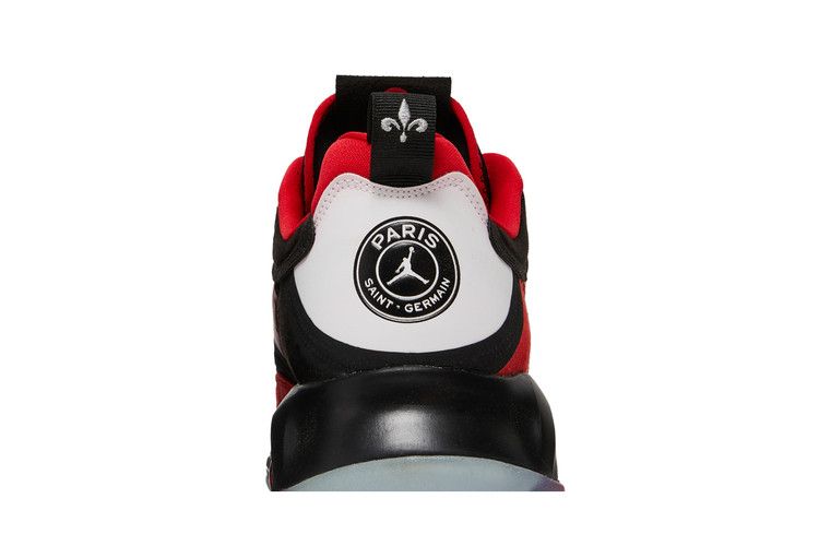 Paris Saint-Germain x Nike Air Max 200 QS
