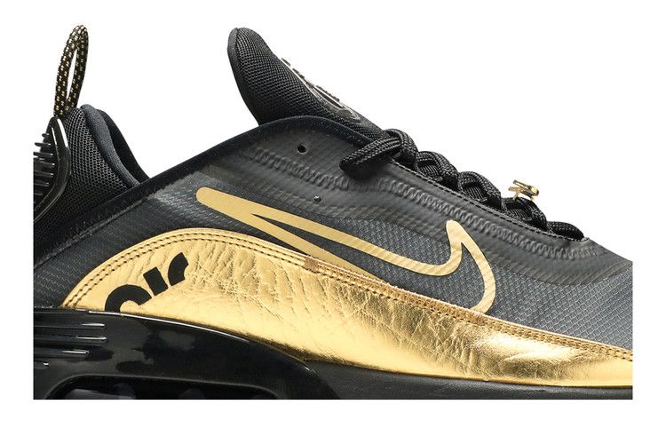 Nike Air Max 2090 'Black Metallic Gold' — Black/Metallic Gold