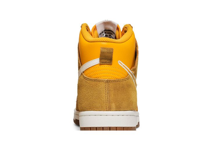 Nike Wmns Dunk High SE 'First Use Pack - University Gold'