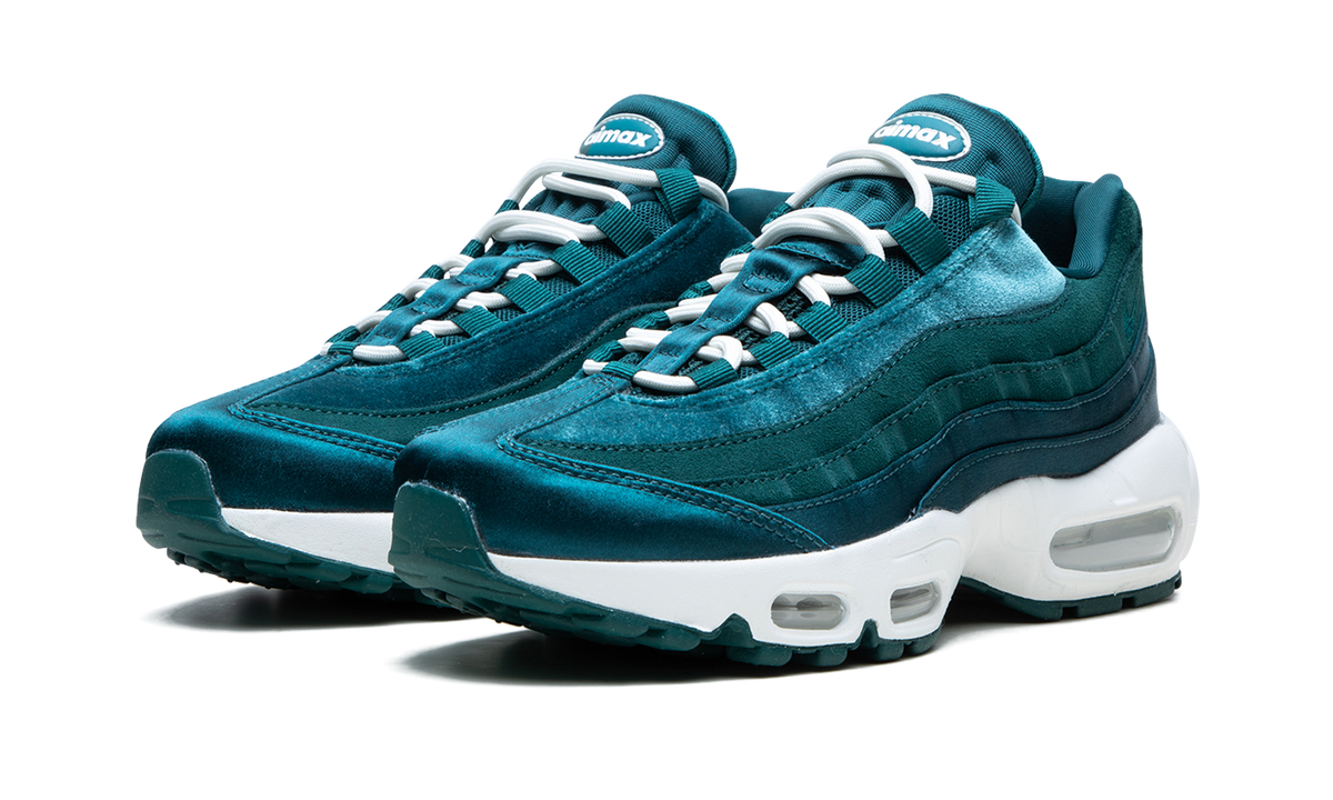 AIR MAX 95 MNS WMNS "Green Velvet" DZ5226 300