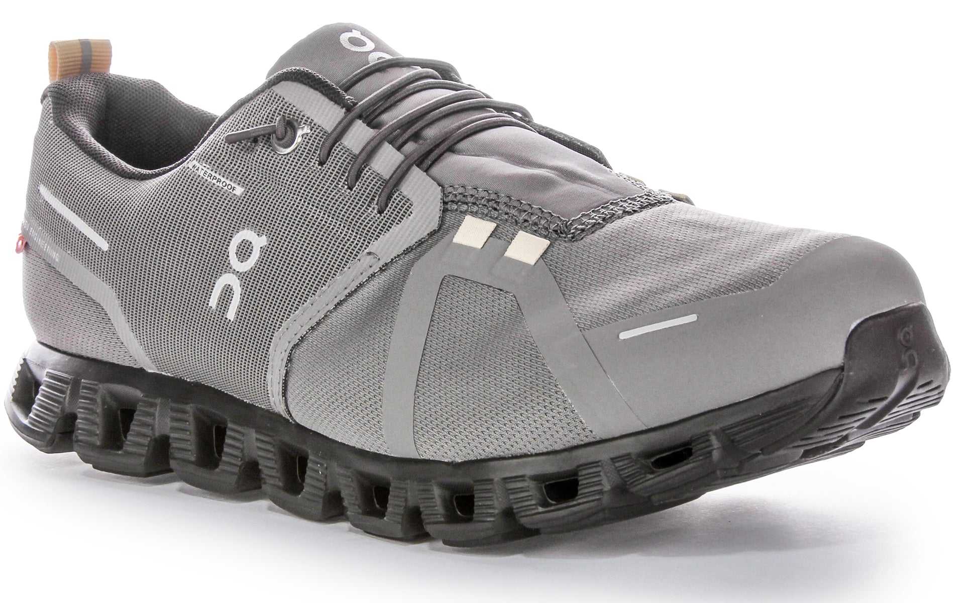 On Running Cloud 5 Waterproof In Dark Grey For Men