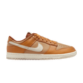 Nike Dunk Low SE 'Monarch'
