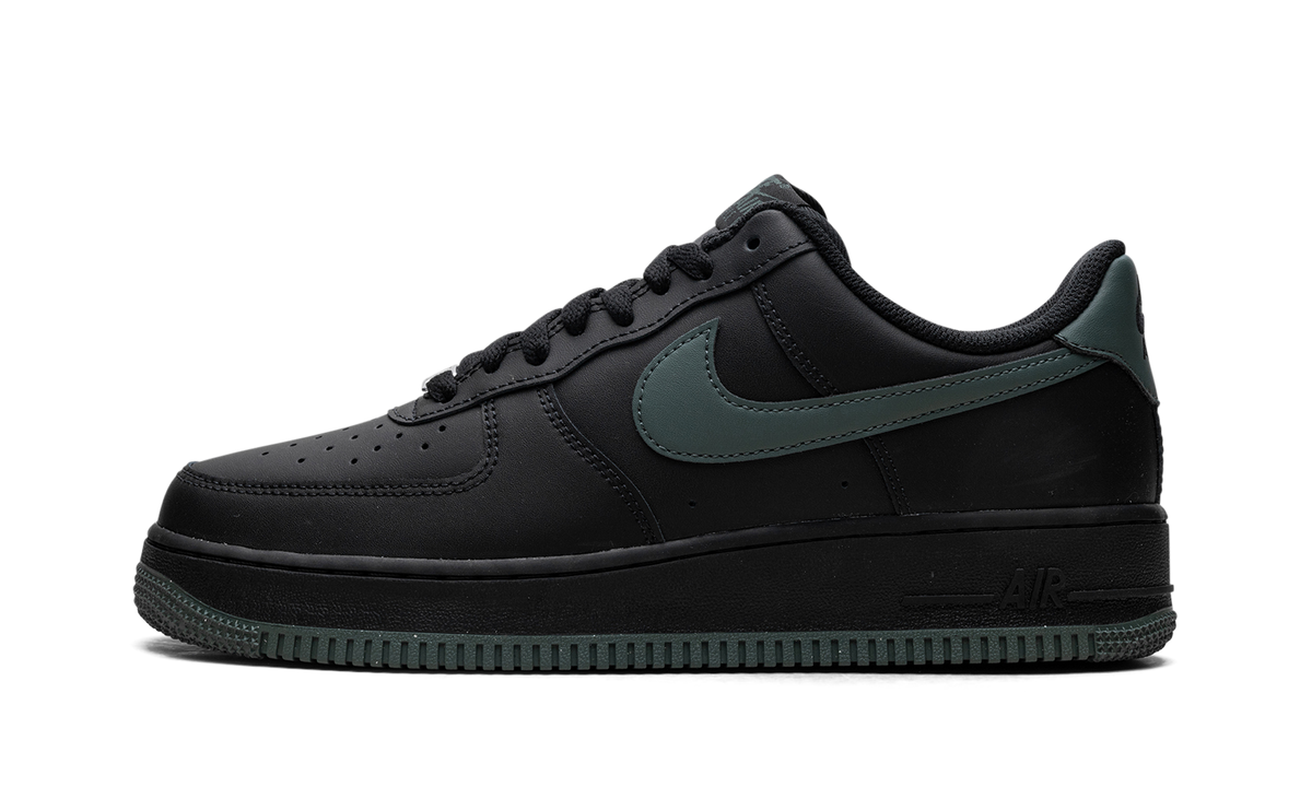 Air Force 1 "Black Vintage Green" FJ4146 001