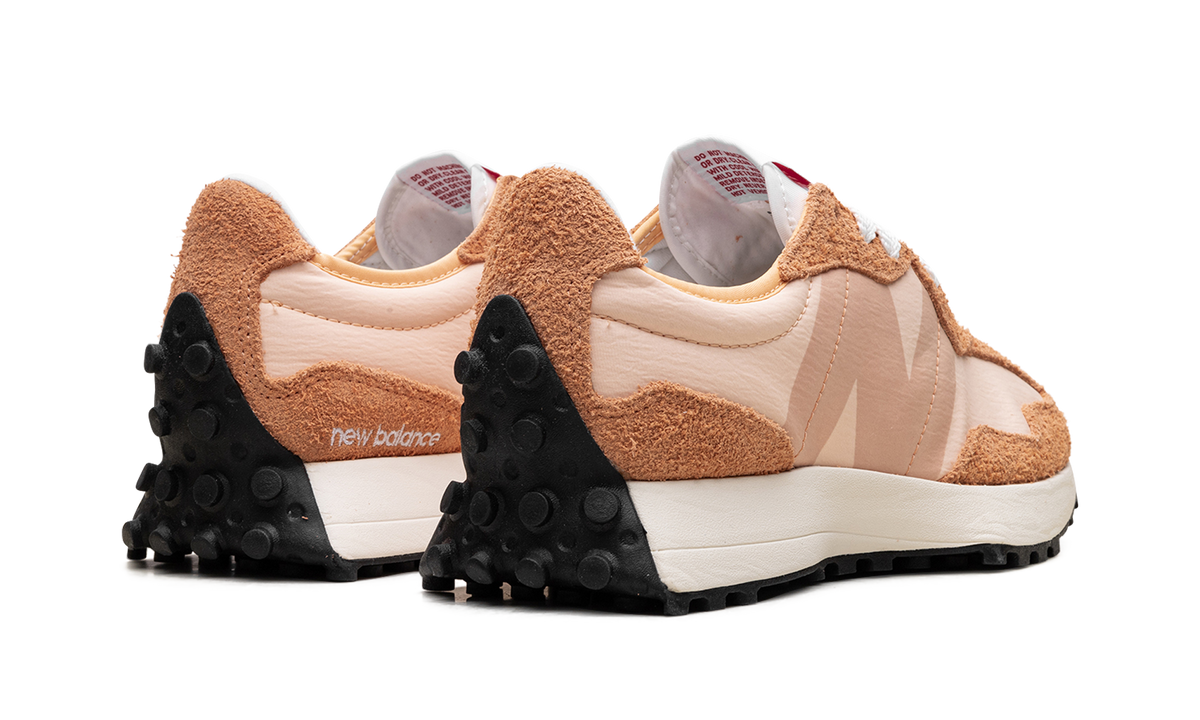 327 WMNS "Coppper Peach Blossom" WS327UA